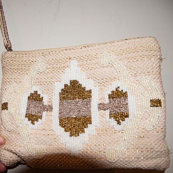 America and Beyond Desert Sand Beaded Wristlet - Picture 3 of 5
